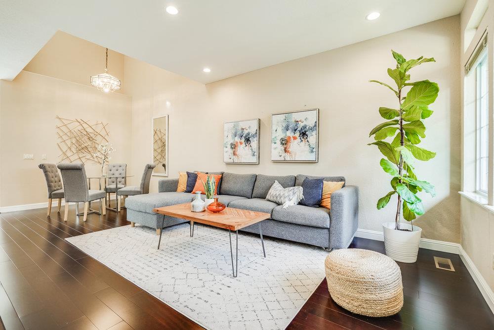 Detail Gallery Image 1 of 1 For 1148 La Rochelle Ter #E,  Sunnyvale,  CA 94089 - 2 Beds | 2/1 Baths