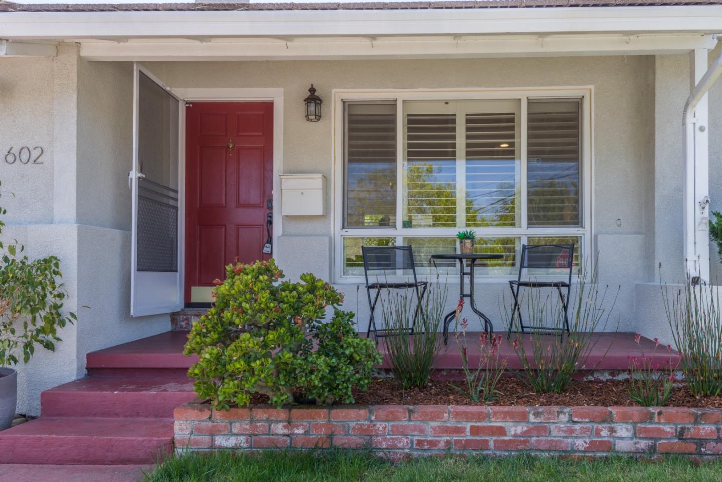 Detail Gallery Image 1 of 1 For 602 Ruby St, Redwood City,  CA 94061 - 3 Beds | 2 Baths