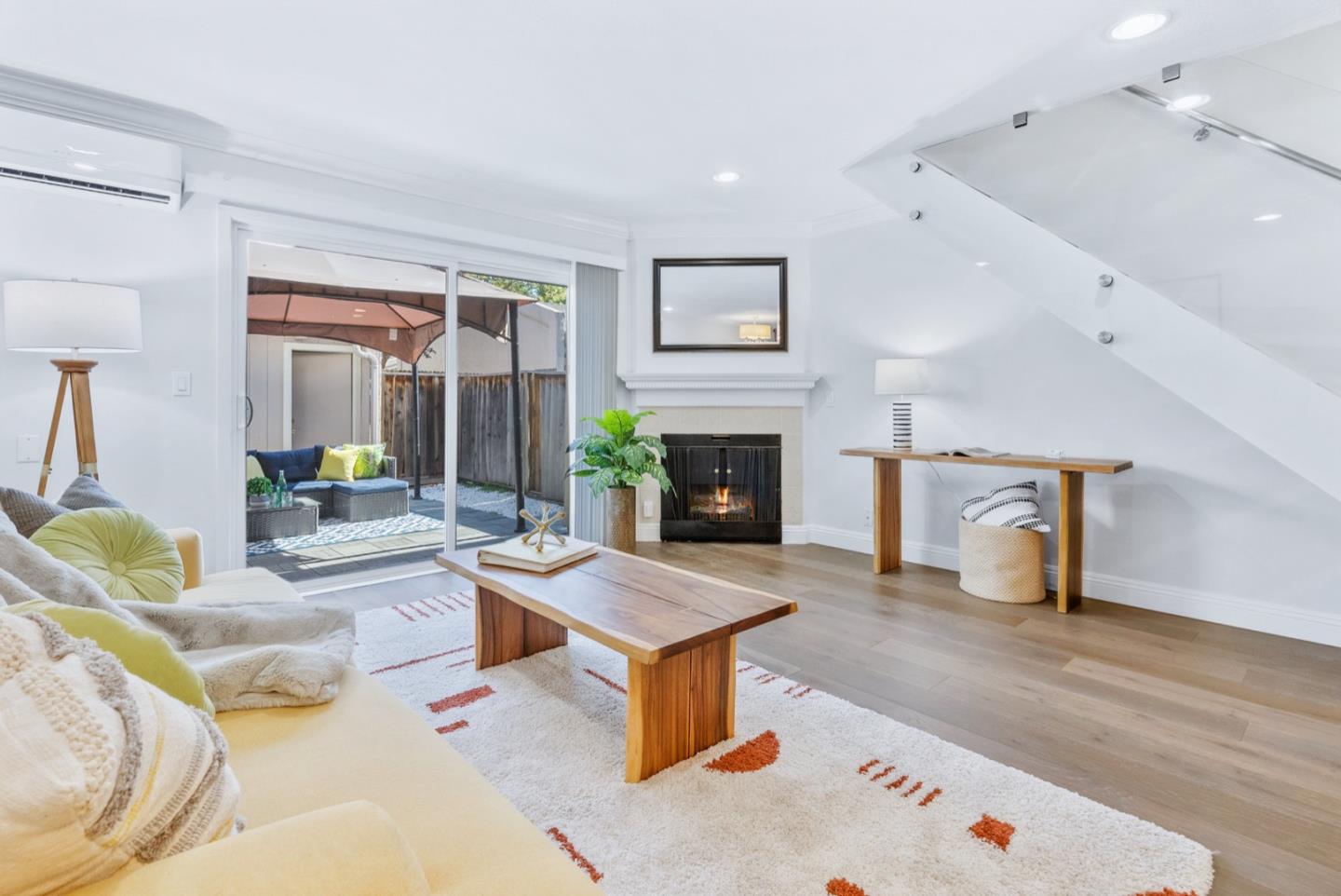 Detail Gallery Image 1 of 1 For 16345 Los Gatos Blvd #5,  Los Gatos,  CA 95032 - 2 Beds | 1/1 Baths