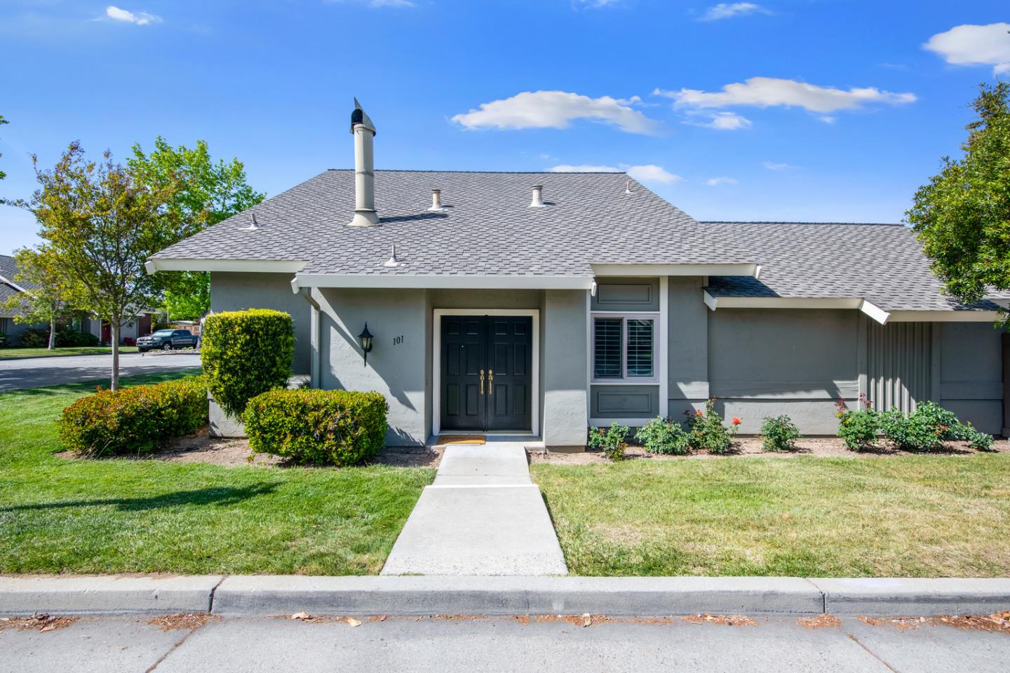 Detail Gallery Image 1 of 1 For 101 Escobar Ct, Los Gatos,  CA 95032 - 3 Beds | 2 Baths