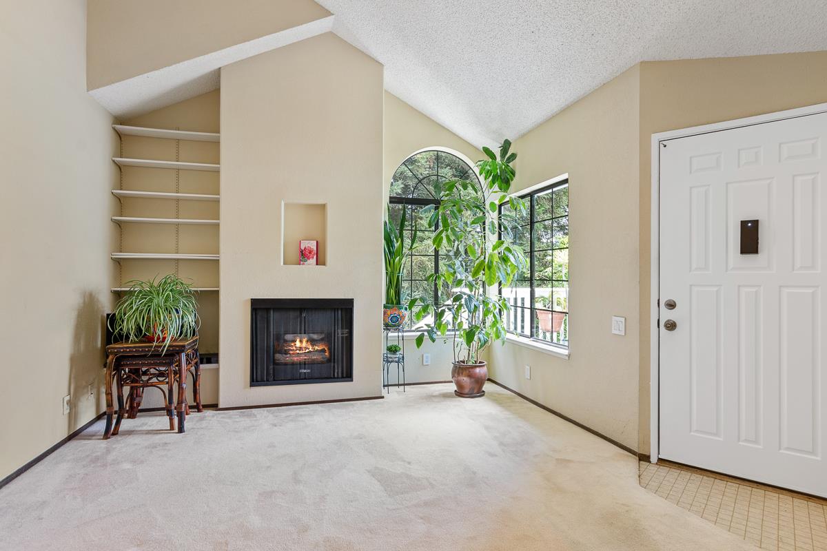Detail Gallery Image 1 of 1 For 2589 Yerba Bank Ct, San Jose,  CA 95121 - 2 Beds | 2 Baths