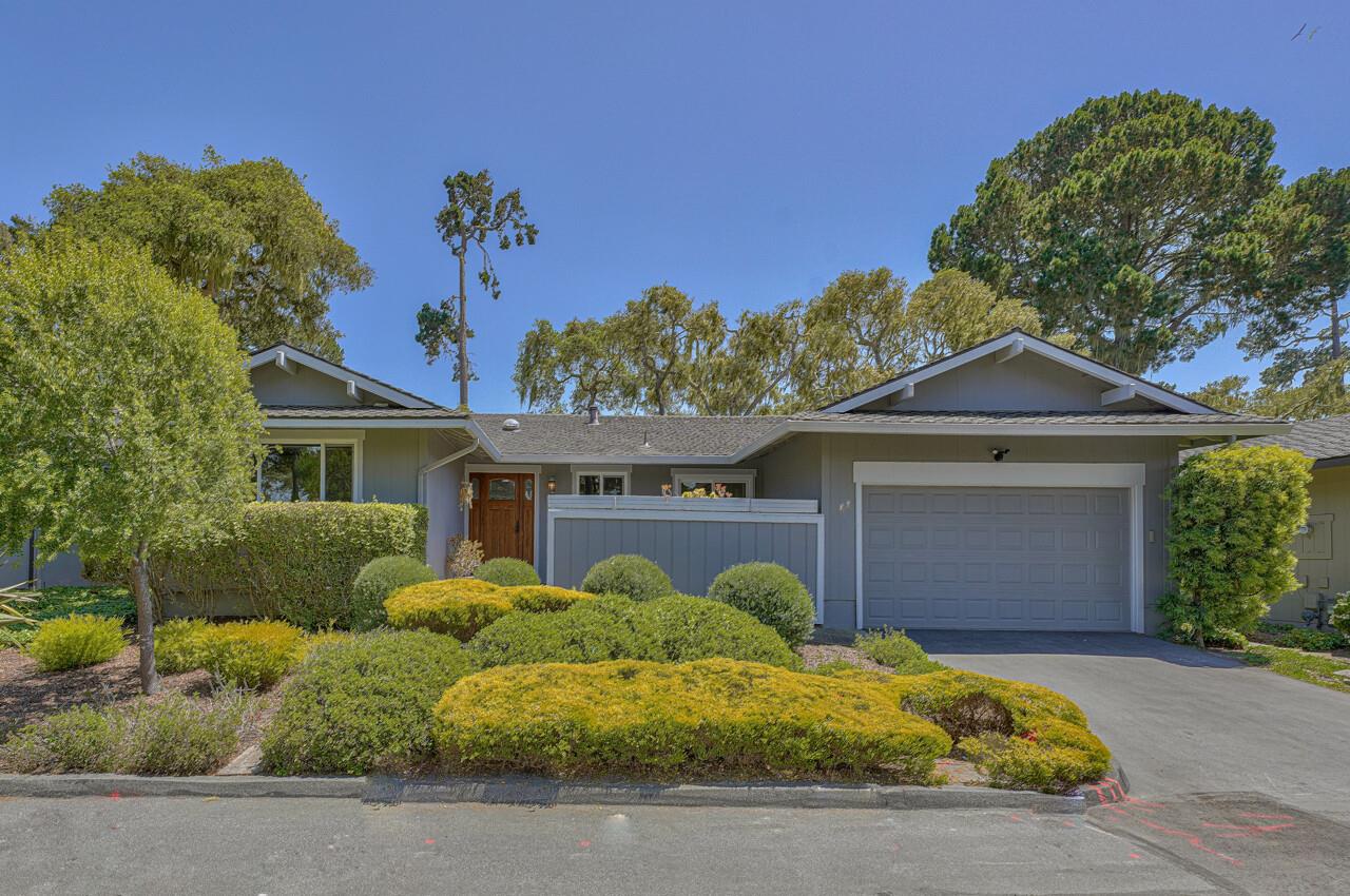 Detail Gallery Image 1 of 1 For 36 Country Club Gate, Pacific Grove,  CA 93950 - 2 Beds | 2 Baths