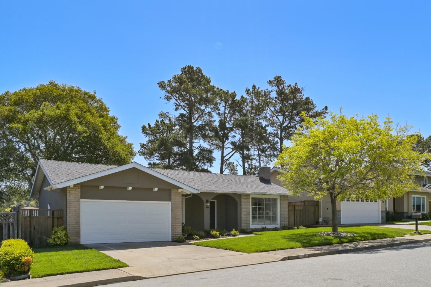 Detail Gallery Image 1 of 1 For 21 Los Altos Pl, San Mateo,  CA 94402 - 3 Beds | 2 Baths