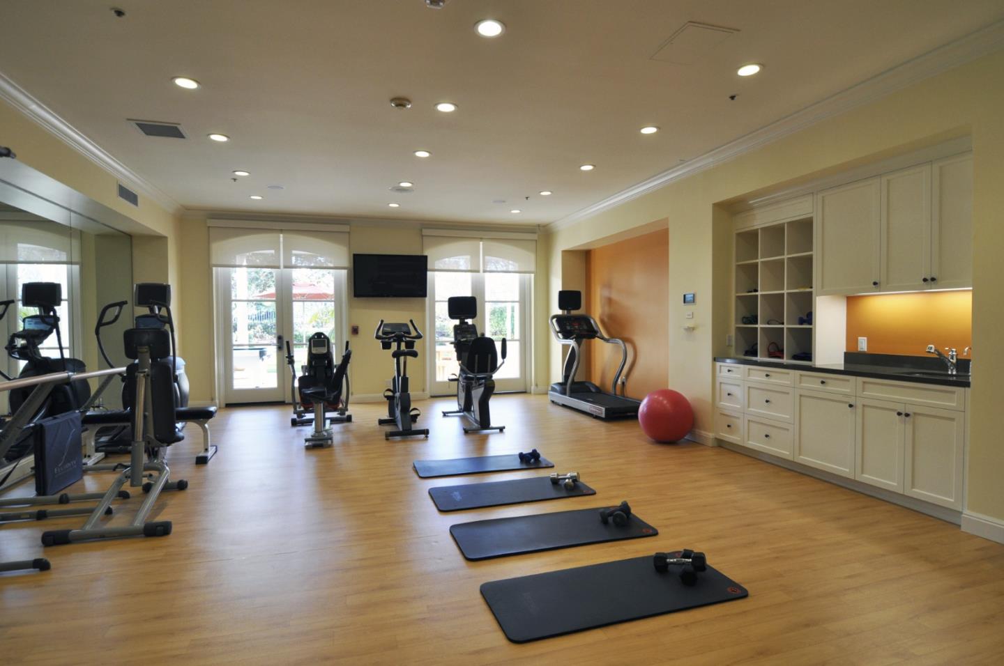 Detail Gallery Image 13 of 15 For 1 Baldwin Ave #517,  San Mateo,  CA 94401 - 2 Beds | 2 Baths