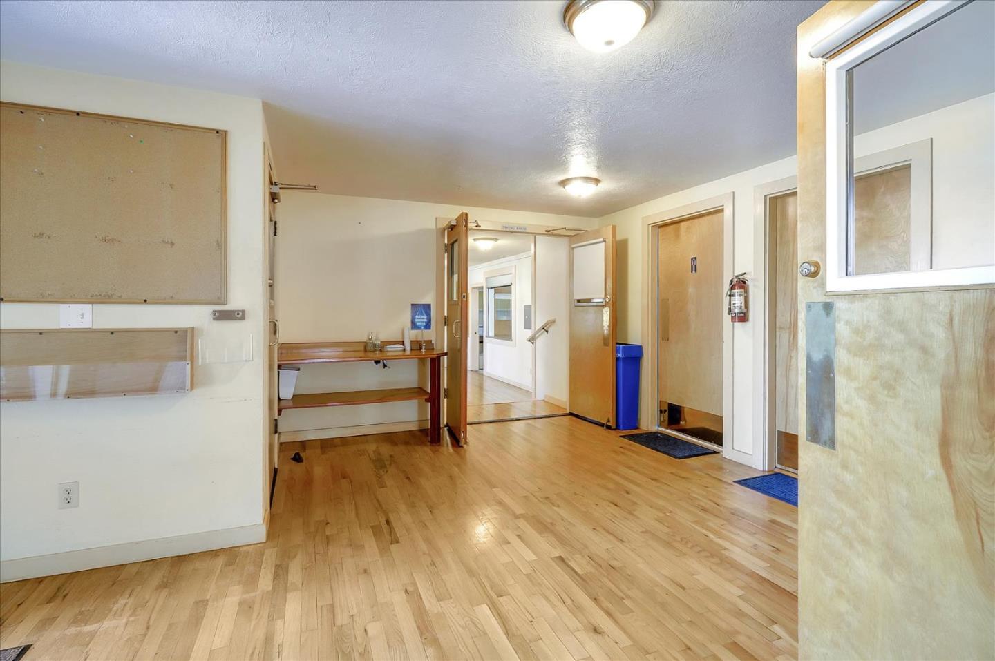 Detail Gallery Image 13 of 58 For 1307-1313 Seabright Ave, Santa Cruz,  CA 95062 - – Beds | – Baths