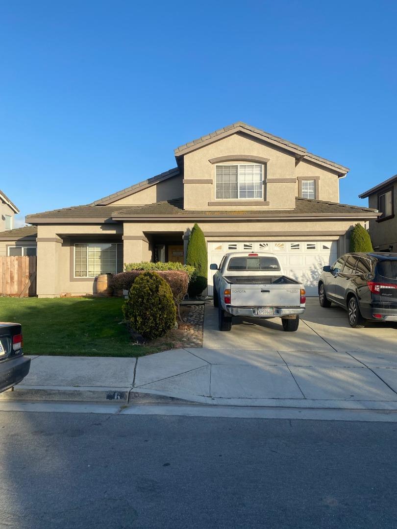Detail Gallery Image 1 of 1 For 6 Saguaro Cir, Salinas,  CA 93905 - 4 Beds | 2/1 Baths