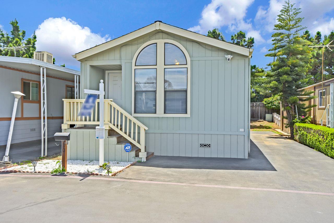 Detail Gallery Image 1 of 1 For 1885 E Bayshore Rd #20,  East Palo Alto,  CA 94303 - 2 Beds | 2 Baths