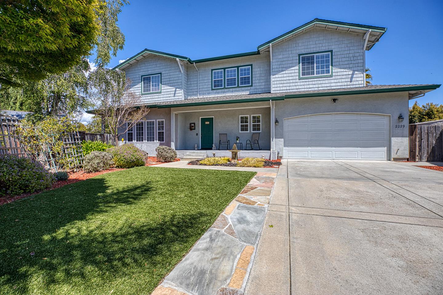 Detail Gallery Image 1 of 1 For 2229 Chanticleer Ln, Santa Cruz,  CA 95062 - 3 Beds | 2/1 Baths