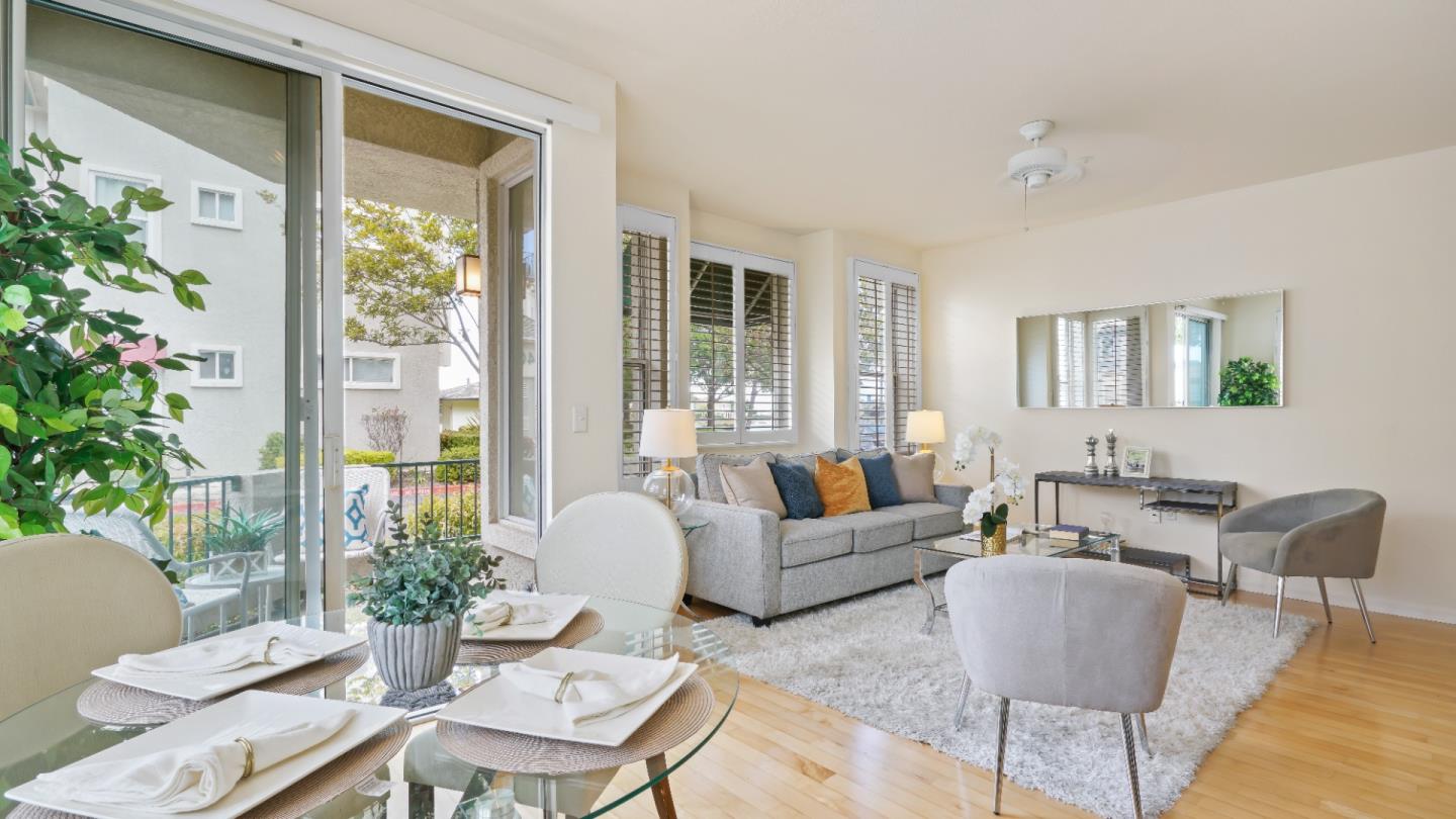 Detail Gallery Image 1 of 1 For 401 Baltic Cir #401,  Redwood City,  CA 94065 - 2 Beds | 2 Baths