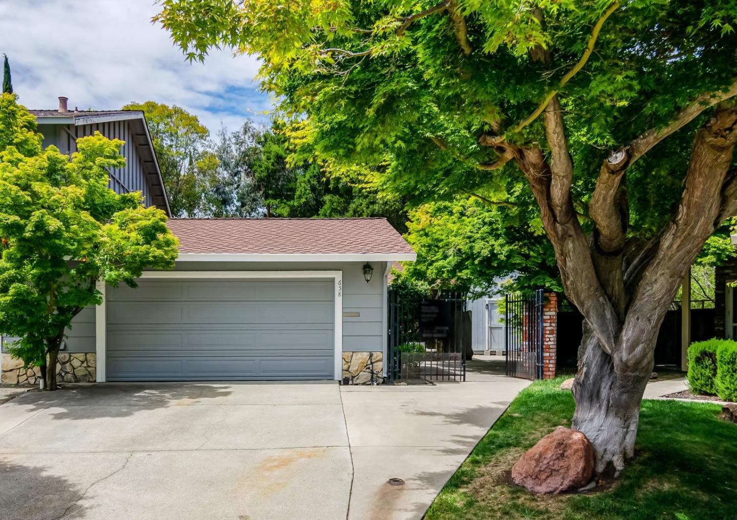 Detail Gallery Image 1 of 1 For 658 Abrigo Ct, San Ramon,  CA 94583 - 3 Beds | 2 Baths