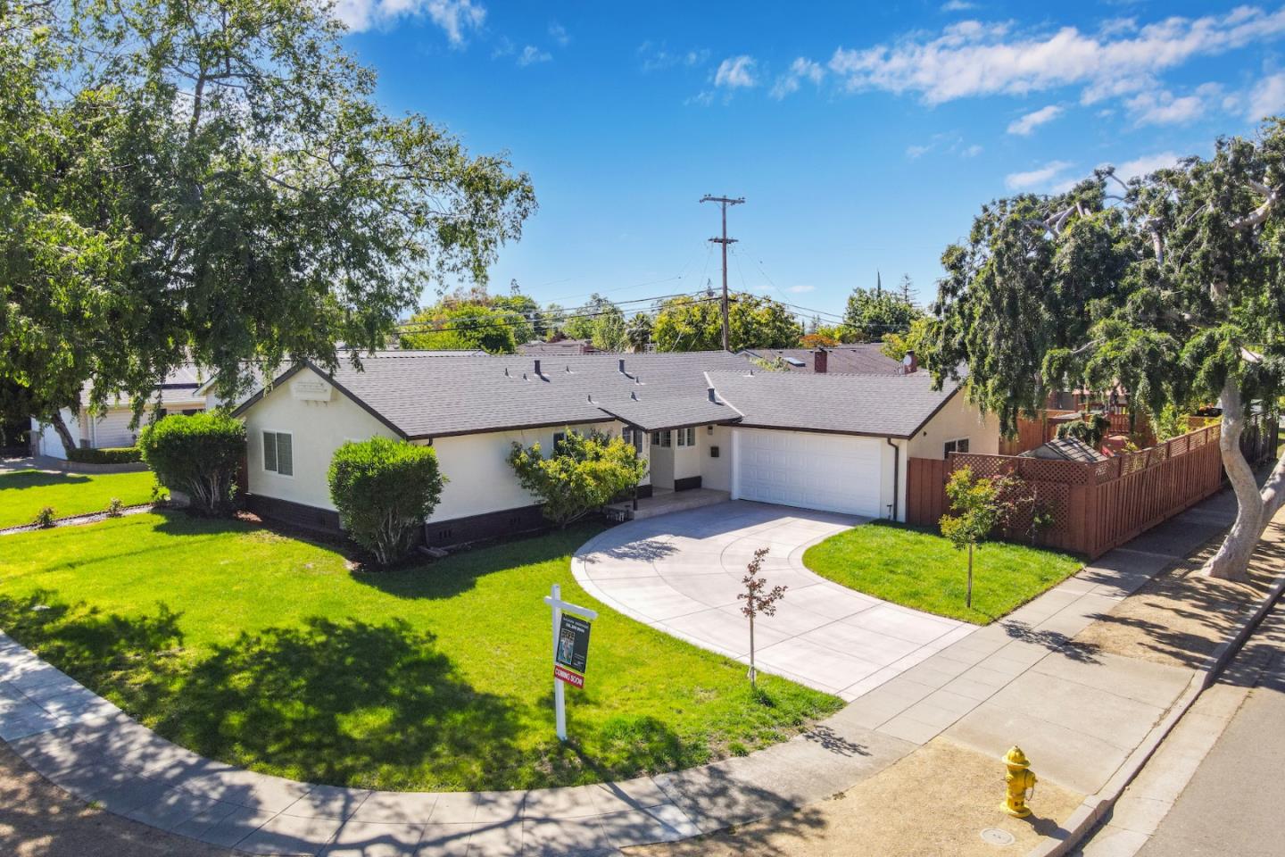 Detail Gallery Image 1 of 1 For 1537 Calinoma Dr, San Jose,  CA 95118 - 4 Beds | 2 Baths