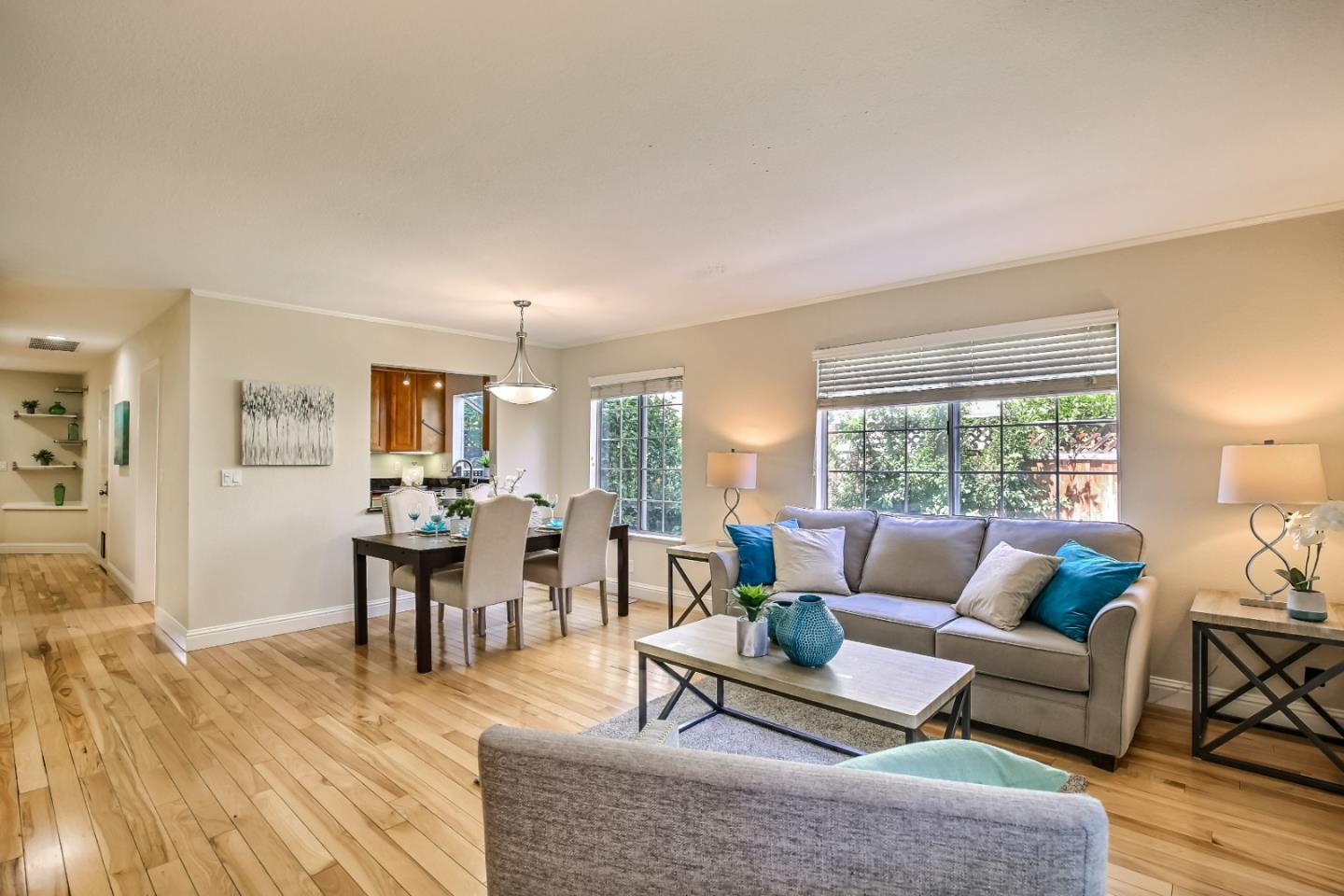 Detail Gallery Image 1 of 1 For 173 Sierra Vista Ave #9,  Mountain View,  CA 94043 - 2 Beds | 2/1 Baths