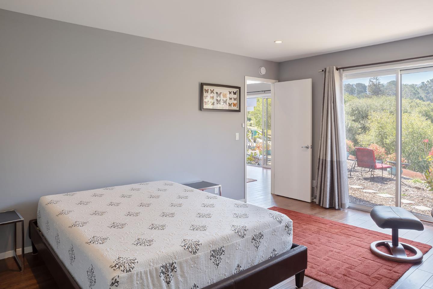 Detail Gallery Image 12 of 19 For 1632 Josselyn Canyon Rd, Monterey,  CA 93940 - 3 Beds | 2/1 Baths