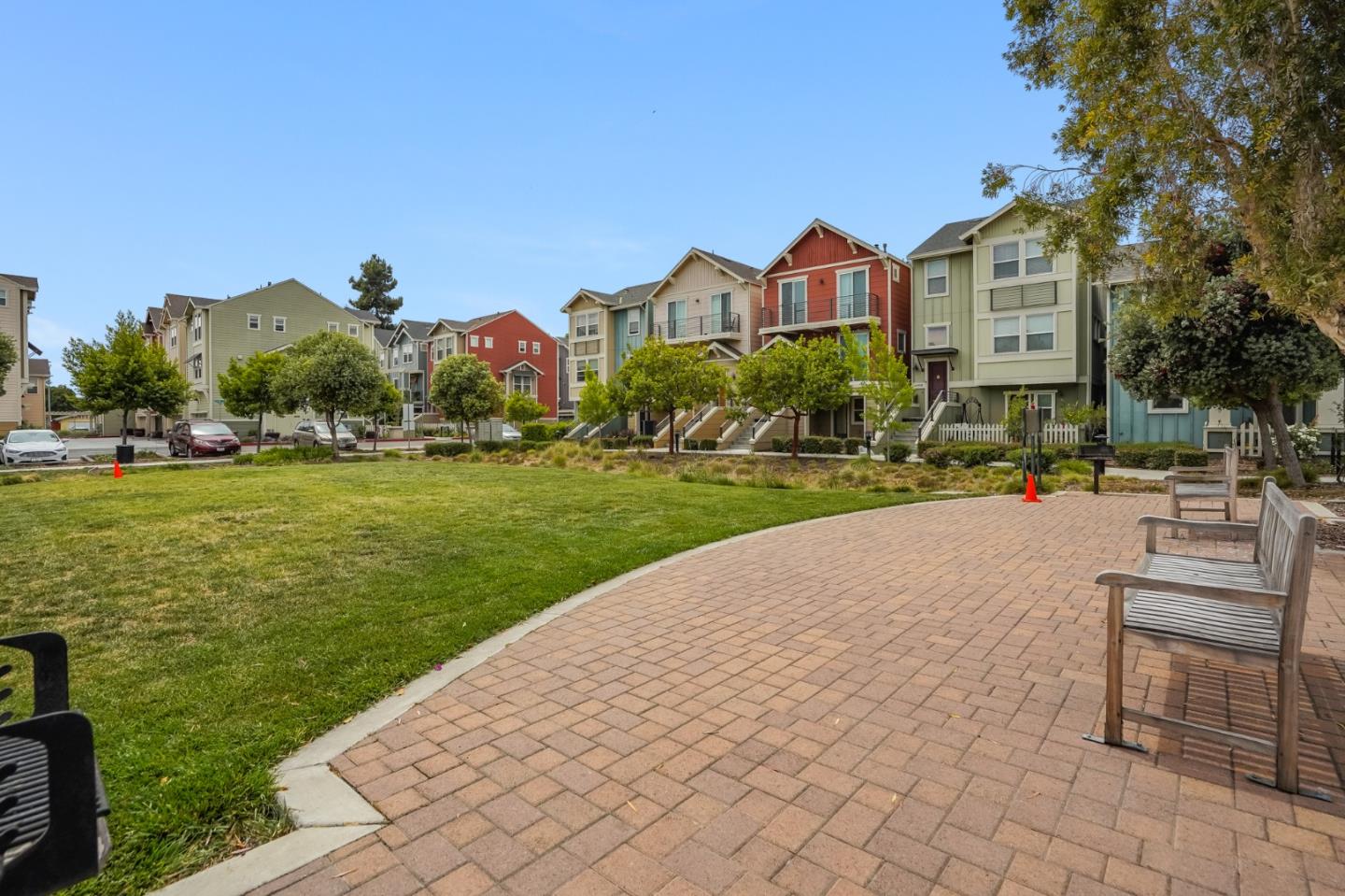 Detail Gallery Image 1 of 1 For 4317 Somerton Ter, Fremont,  CA 94538 - 3 Beds | 3/1 Baths