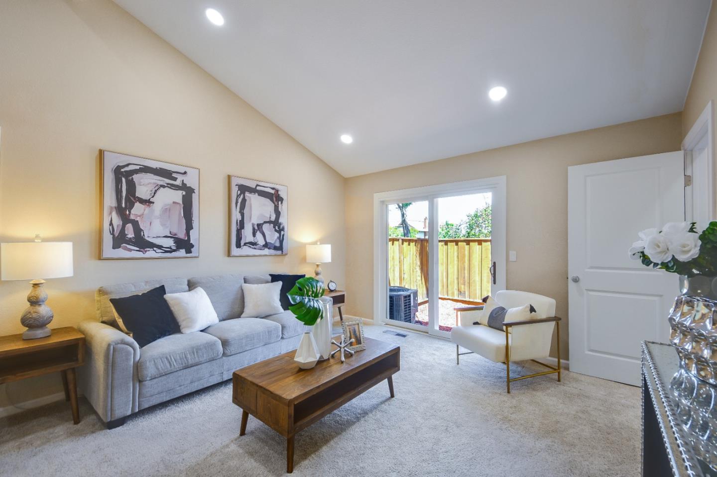 Detail Gallery Image 1 of 1 For 10989 Northshore Sq, Cupertino,  CA 95014 - 2 Beds | 1 Baths