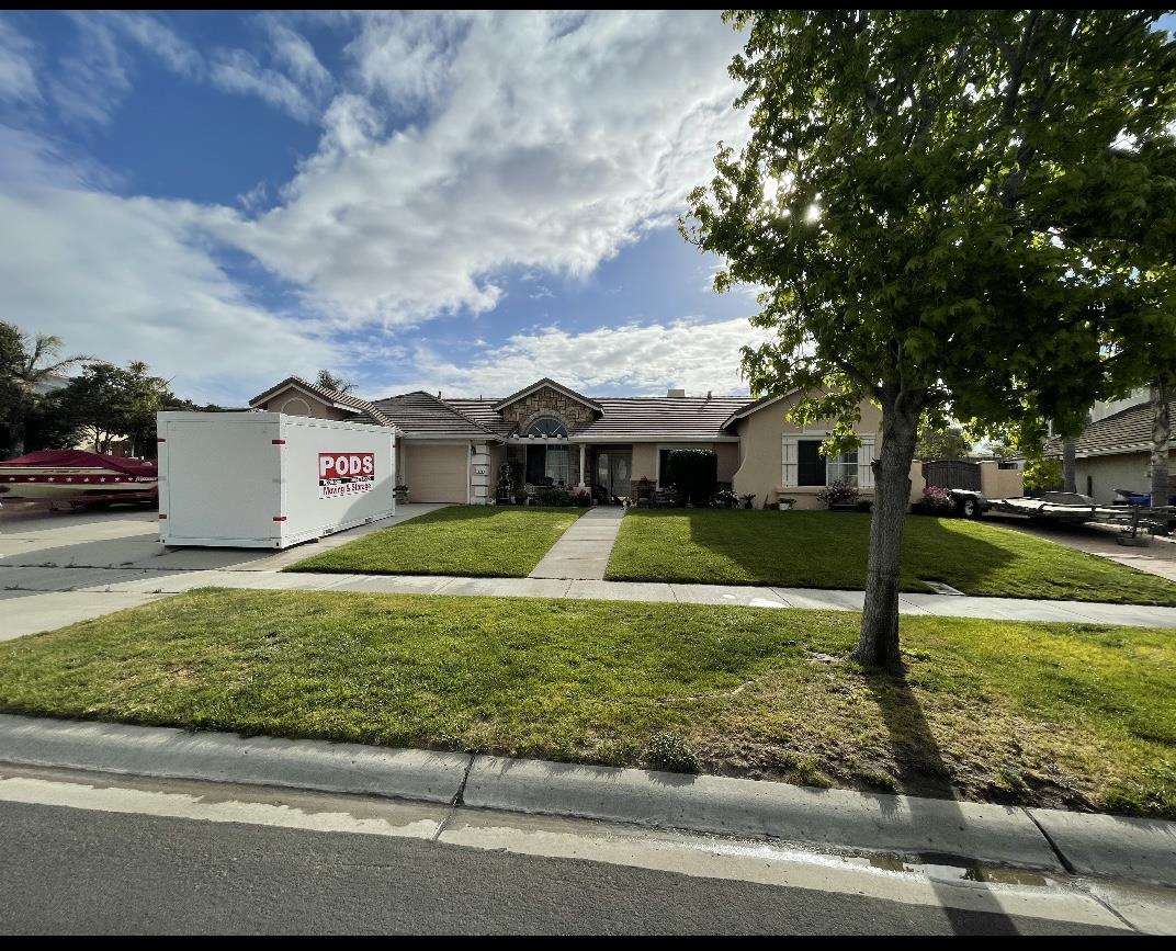 Detail Gallery Image 1 of 1 For 1376 Appalachian St, Soledad,  CA 93960 - 4 Beds | 2/1 Baths