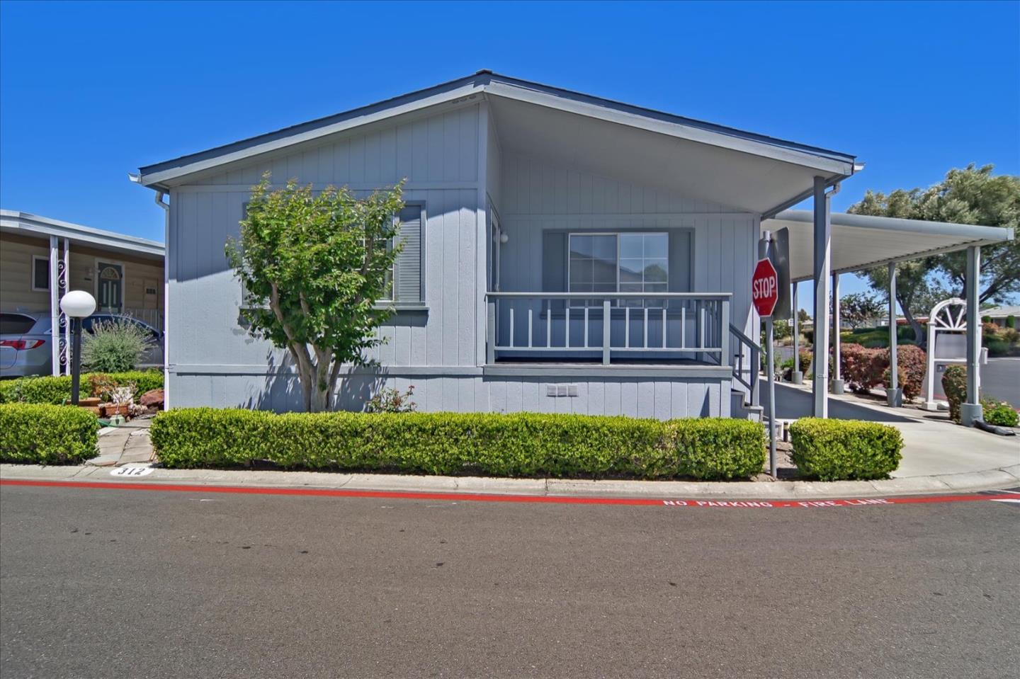 Detail Gallery Image 1 of 1 For 1220 Tasman #312,  Sunnyvale,  CA 94089 - 3 Beds | 2 Baths