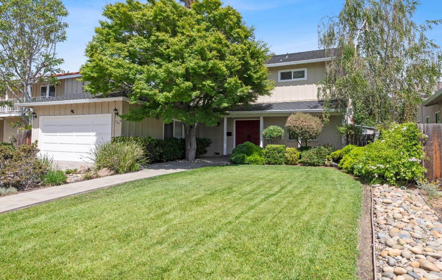 Detail Gallery Image 1 of 1 For 726 Henderson Ave, Sunnyvale,  CA 94086 - 5 Beds | 2/1 Baths