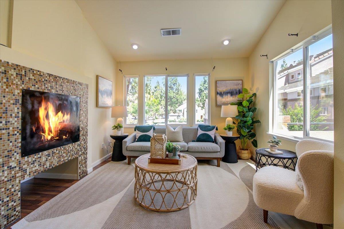 Detail Gallery Image 1 of 1 For 6974 Gregorich Dr #G,  San Jose,  CA 95138 - 2 Beds | 2 Baths