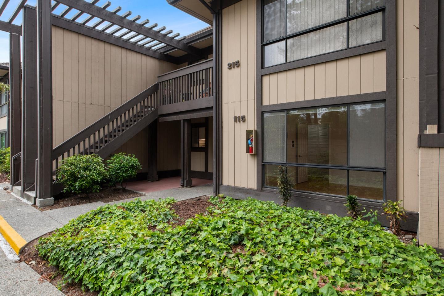 Detail Gallery Image 1 of 1 For 39191 Argonaut Way #115,  Fremont,  CA 94538 - 2 Beds | 2 Baths