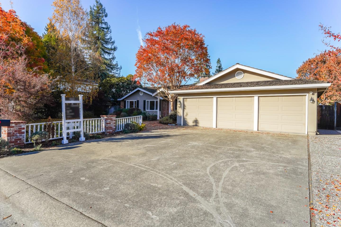 Detail Gallery Image 1 of 1 For 1457 Ranchita Dr, Los Altos,  CA 94024 - 3 Beds | 2 Baths