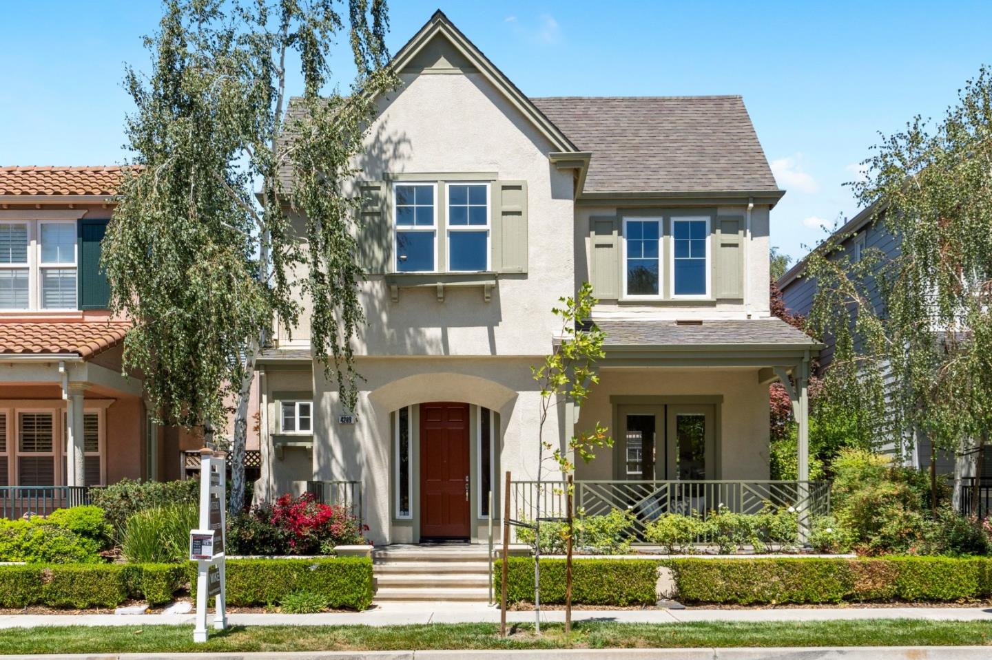 Detail Gallery Image 1 of 1 For 4289 Rivermark Pkwy, Santa Clara,  CA 95054 - 4 Beds | 2/1 Baths