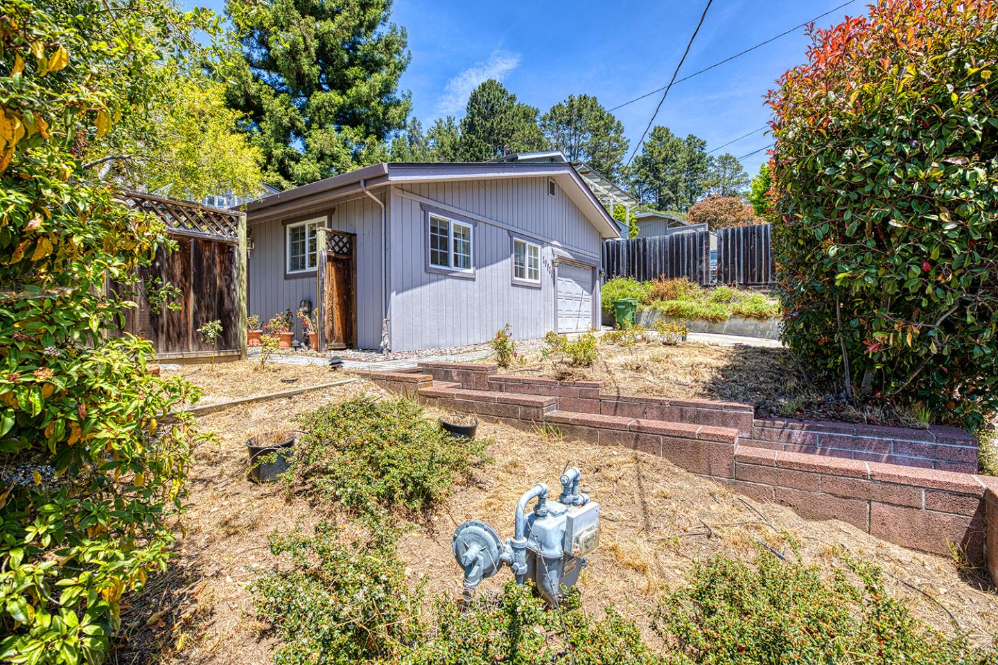 Detail Gallery Image 1 of 1 For 10025 Monroe Ave, Aptos,  CA 95003 - 2 Beds | 1 Baths