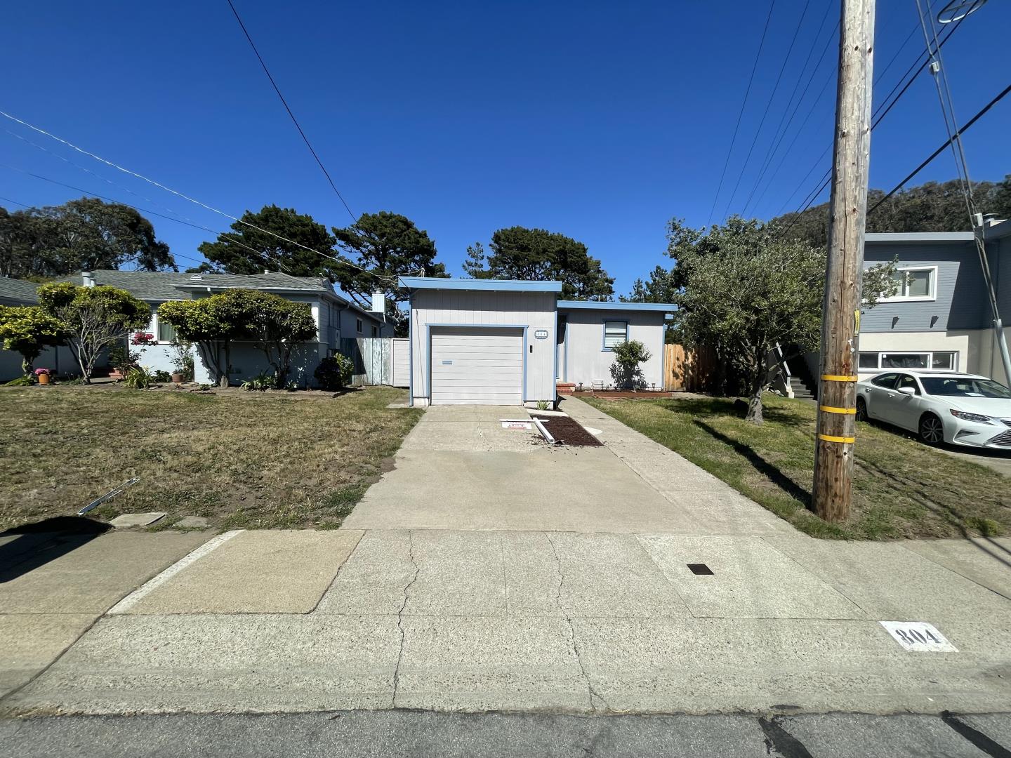 Detail Gallery Image 1 of 1 For 804 Beechwood Dr, Daly City,  CA 94015 - 4 Beds | 2 Baths