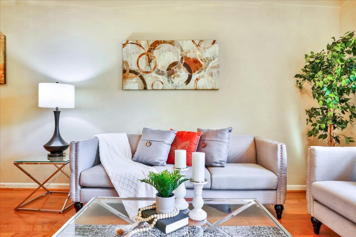 Detail Gallery Image 1 of 1 For 4388 El Camino Real #388,  Los Altos,  CA 94022 - 1 Beds | 1 Baths