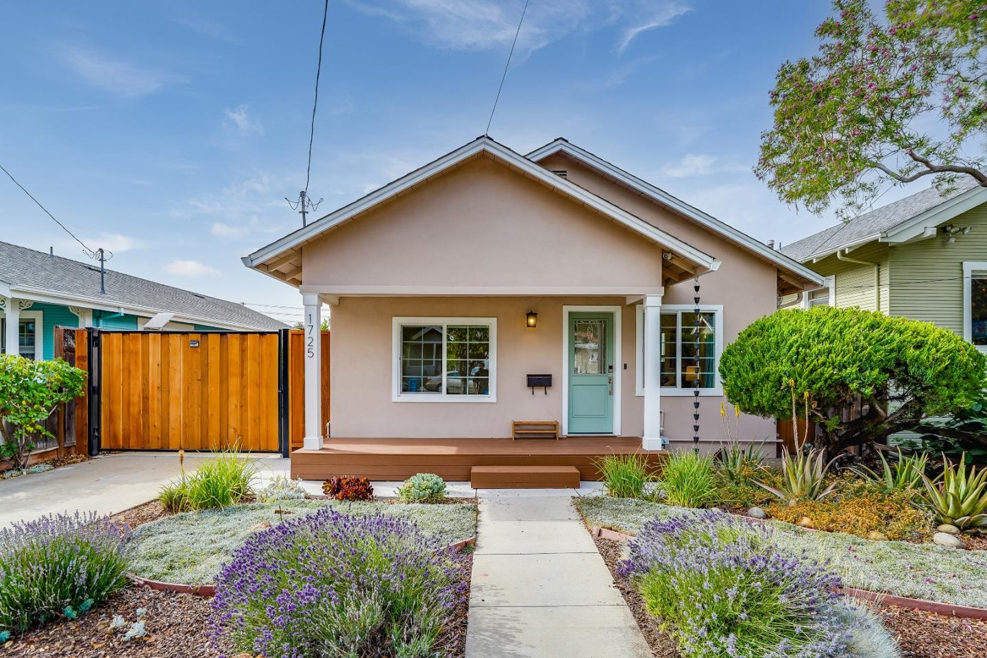 Detail Gallery Image 1 of 1 For 1725 Fremont St, Santa Clara,  CA 95050 - 3 Beds | 2 Baths