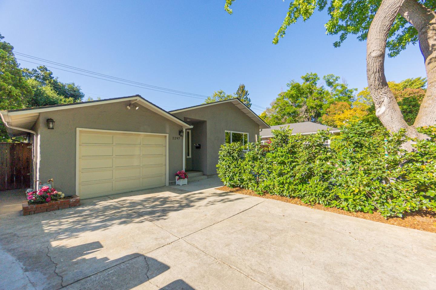 Detail Gallery Image 1 of 1 For 2297 Saint Francis Dr, Palo Alto,  CA 94303 - 4 Beds | 3 Baths