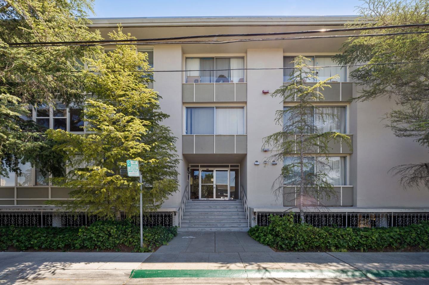 Detail Gallery Image 1 of 1 For 2655 Edison St #208,  San Mateo,  CA 94403 - 2 Beds | 1 Baths