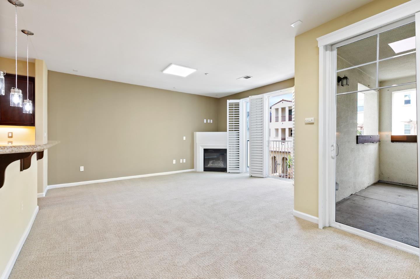 Detail Gallery Image 1 of 1 For 4097 Clarinbridge Cir, Dublin,  CA 94568 - 2 Beds | 2/1 Baths