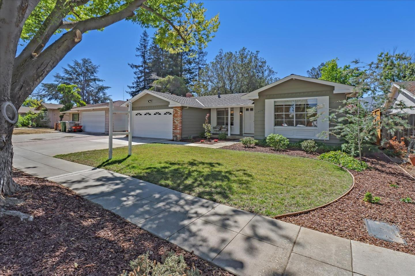 Detail Gallery Image 1 of 1 For 1774 Los Gatos Almaden Rd, San Jose,  CA 95124 - 4 Beds | 2 Baths