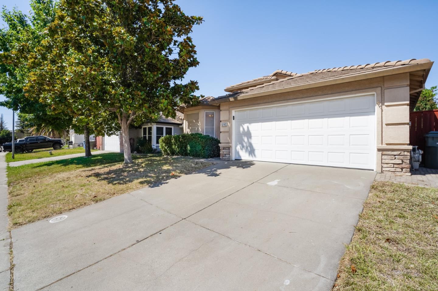 Detail Gallery Image 1 of 1 For 6145 Piccolo Ct, Citrus Heights,  CA 95621 - 3 Beds | 2 Baths