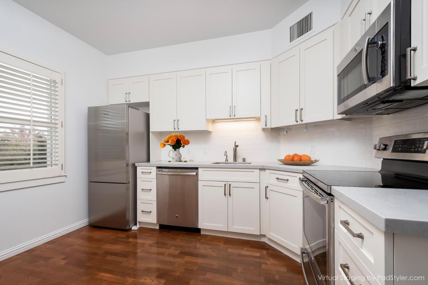 Detail Gallery Image 7 of 11 For 1 Baldwin Ave #317,  San Mateo,  CA 94401 - 2 Beds | 2 Baths