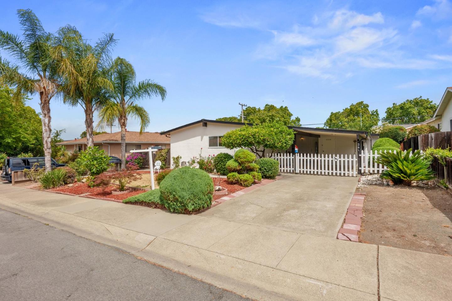 Detail Gallery Image 1 of 1 For 241 Autrey St, Milpitas,  CA 95035 - 3 Beds | 2 Baths