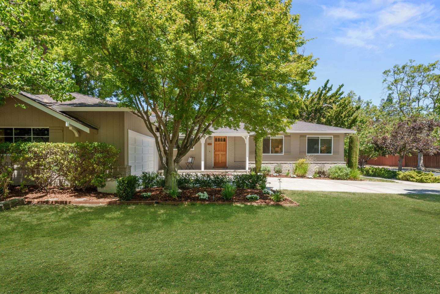 Detail Gallery Image 1 of 1 For 105 Vista Del Campo, Los Gatos,  CA 95030 - 3 Beds | 2 Baths