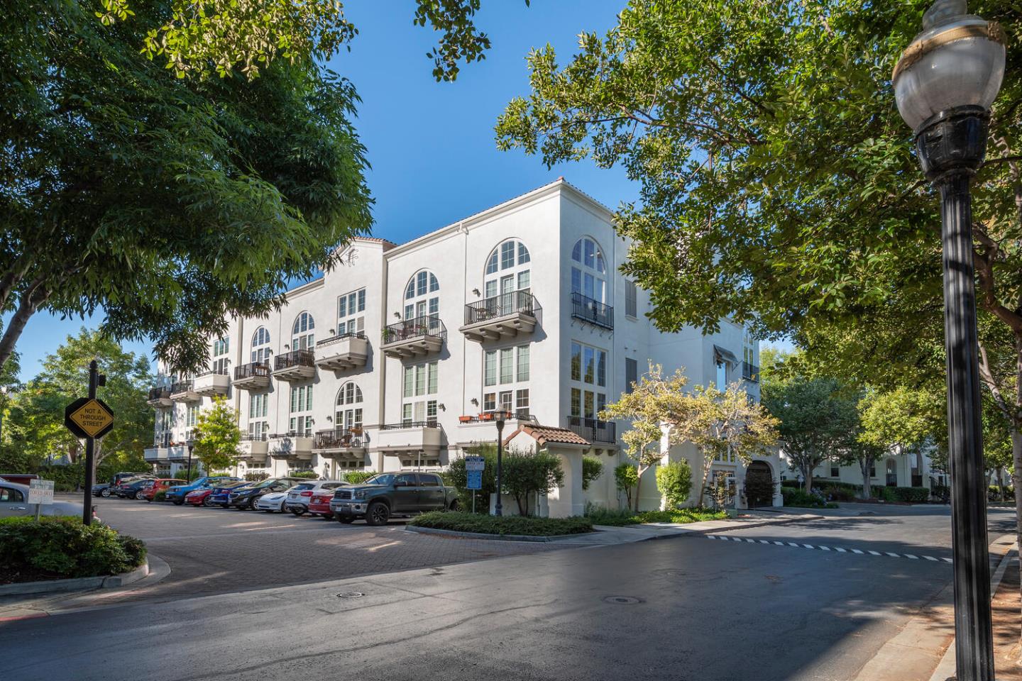Detail Gallery Image 1 of 1 For 20 Ryland Park Dr #210,  San Jose,  CA 95110 - 1 Beds | 1/1 Baths