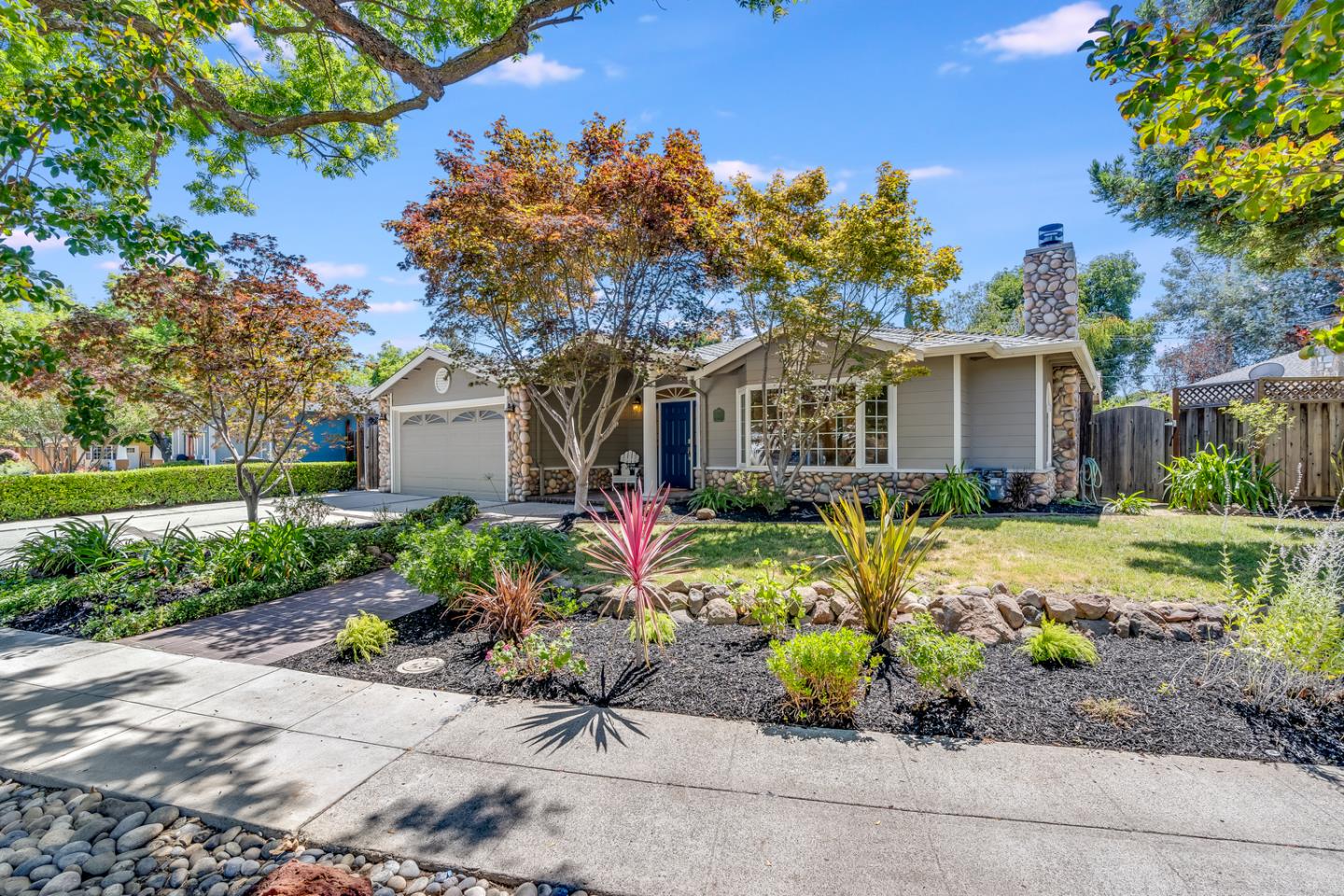 Detail Gallery Image 1 of 1 For 123 Las Astas Dr, Los Gatos,  CA 95032 - 3 Beds | 2 Baths