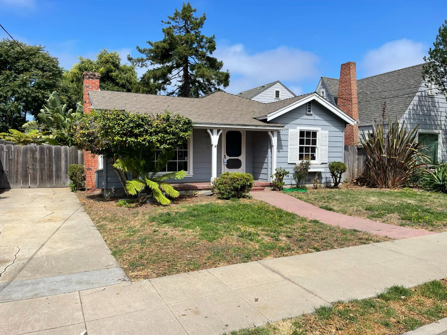 Detail Gallery Image 1 of 1 For 518 Capitol St, Salinas,  CA 93901 - 3 Beds | 1/1 Baths