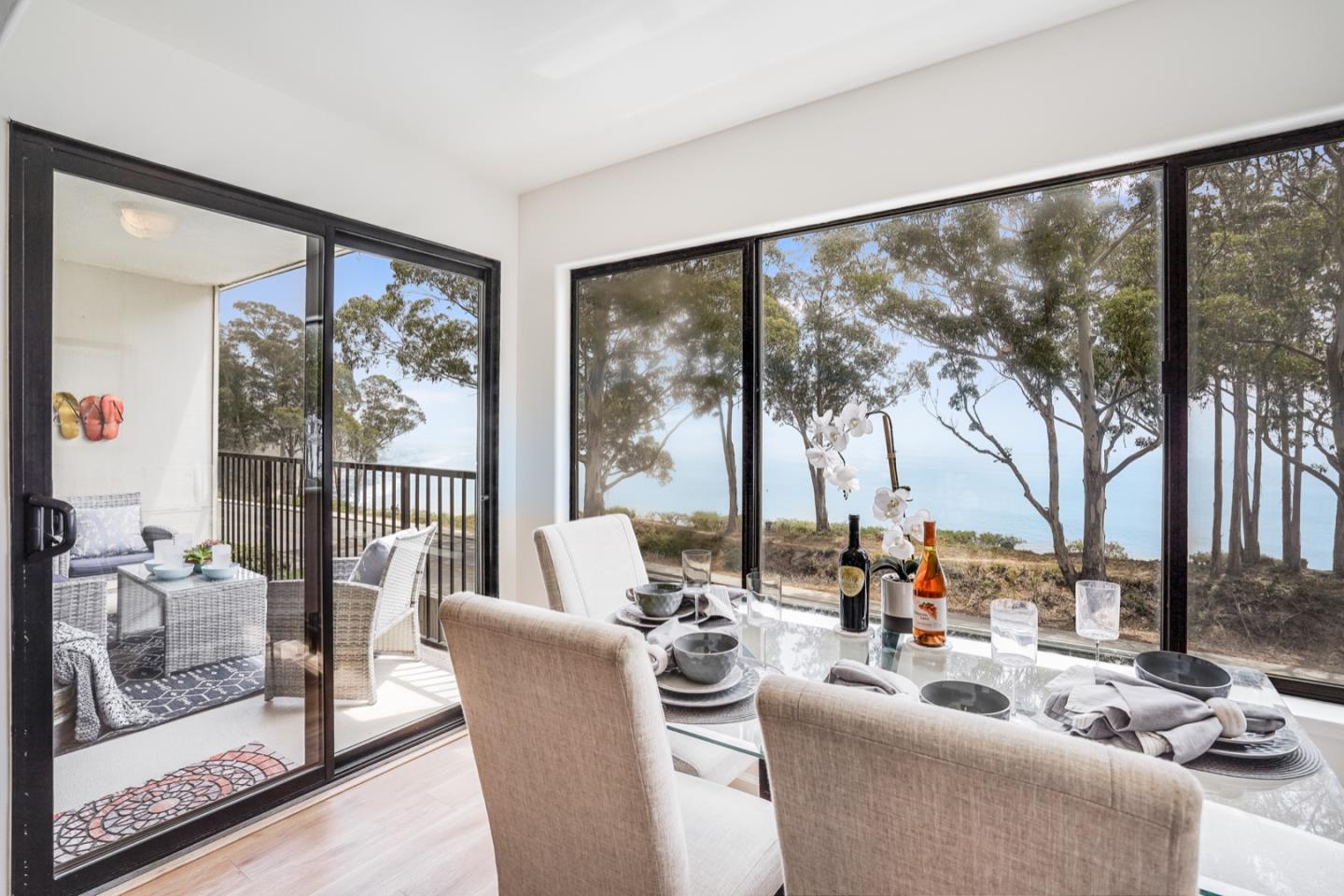 Detail Gallery Image 1 of 1 For 825 Balboa Ave #304,  Capitola,  CA 95010 - 2 Beds | 2 Baths