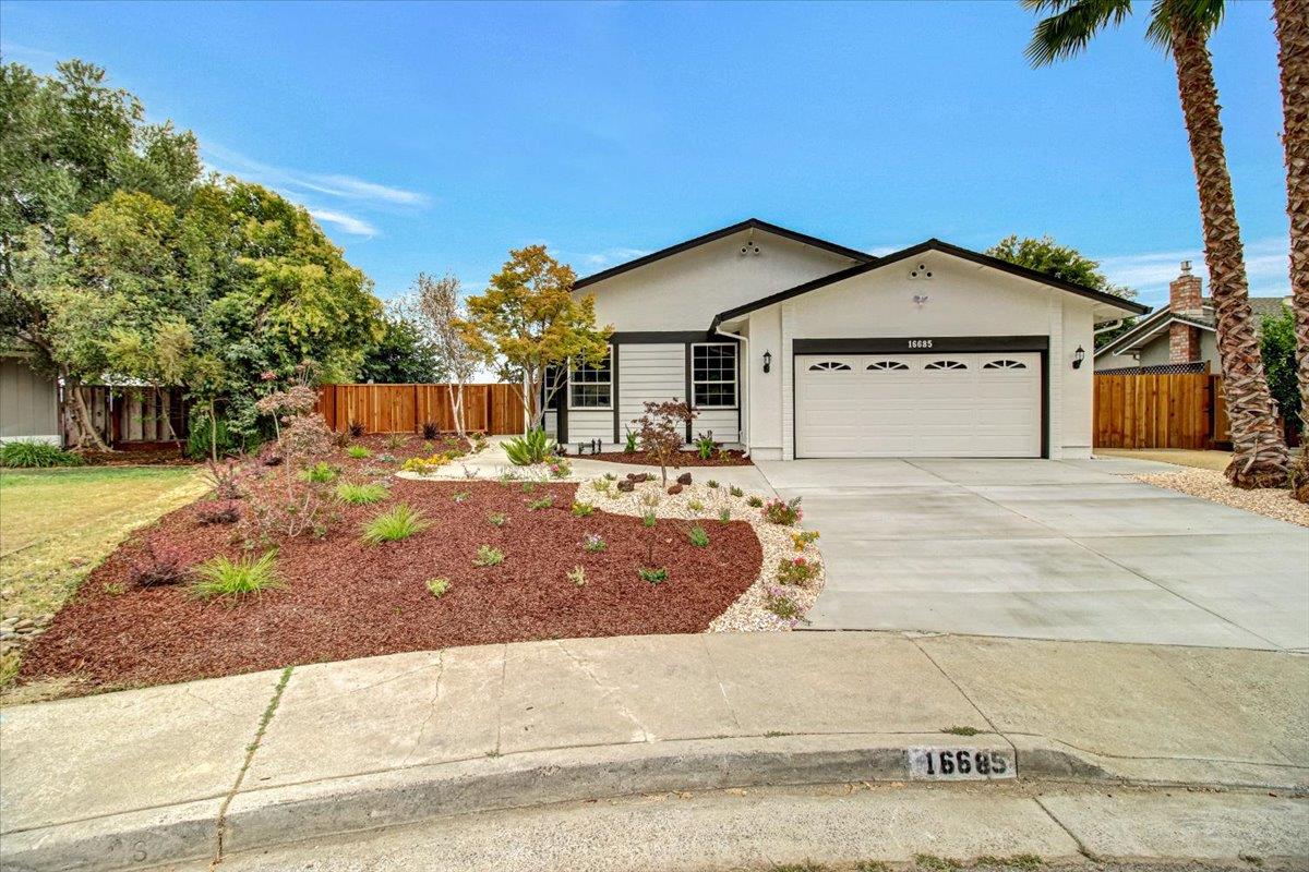 Detail Gallery Image 1 of 1 For 16685 Buckskin Ct, Morgan Hill,  CA 95037 - 4 Beds | 2 Baths