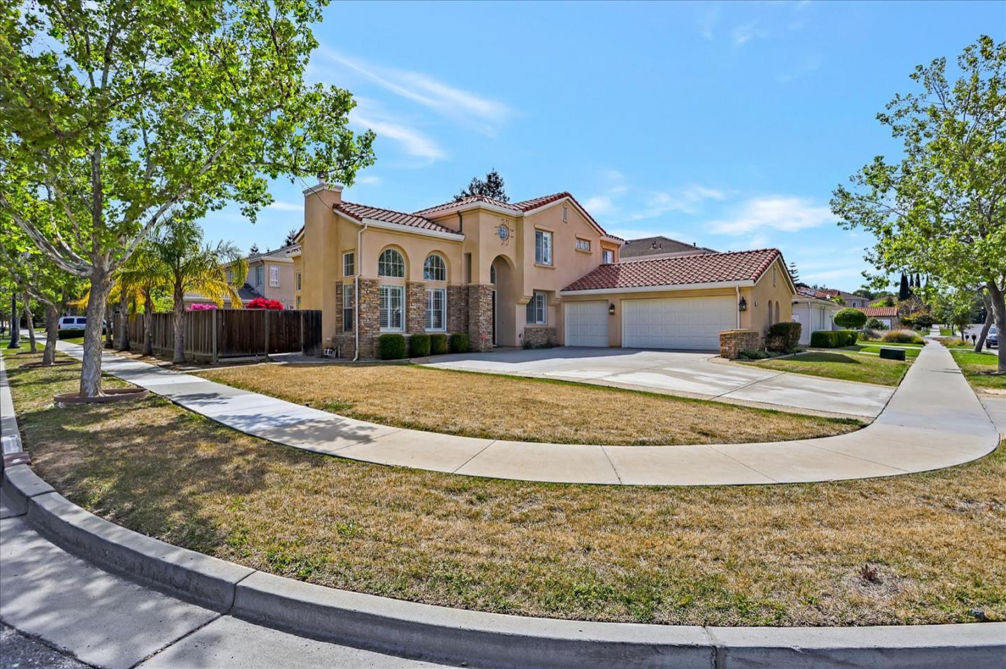 Detail Gallery Image 1 of 1 For 4296 Mackin Woods Ln, San Jose,  CA 95135 - 4 Beds | 3 Baths