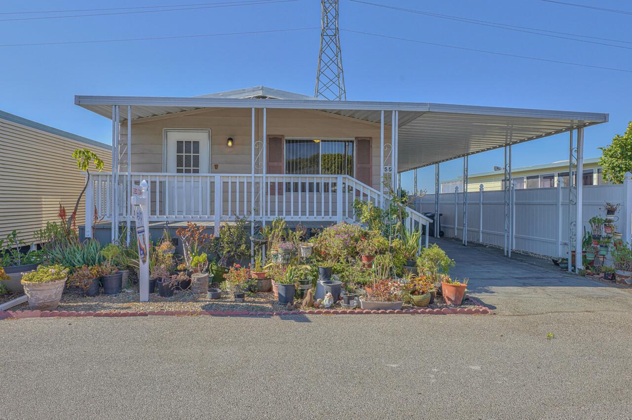 Detail Gallery Image 1 of 1 For 150 Kern Street #55,  Salinas,  CA 93905 - 2 Beds | 2 Baths