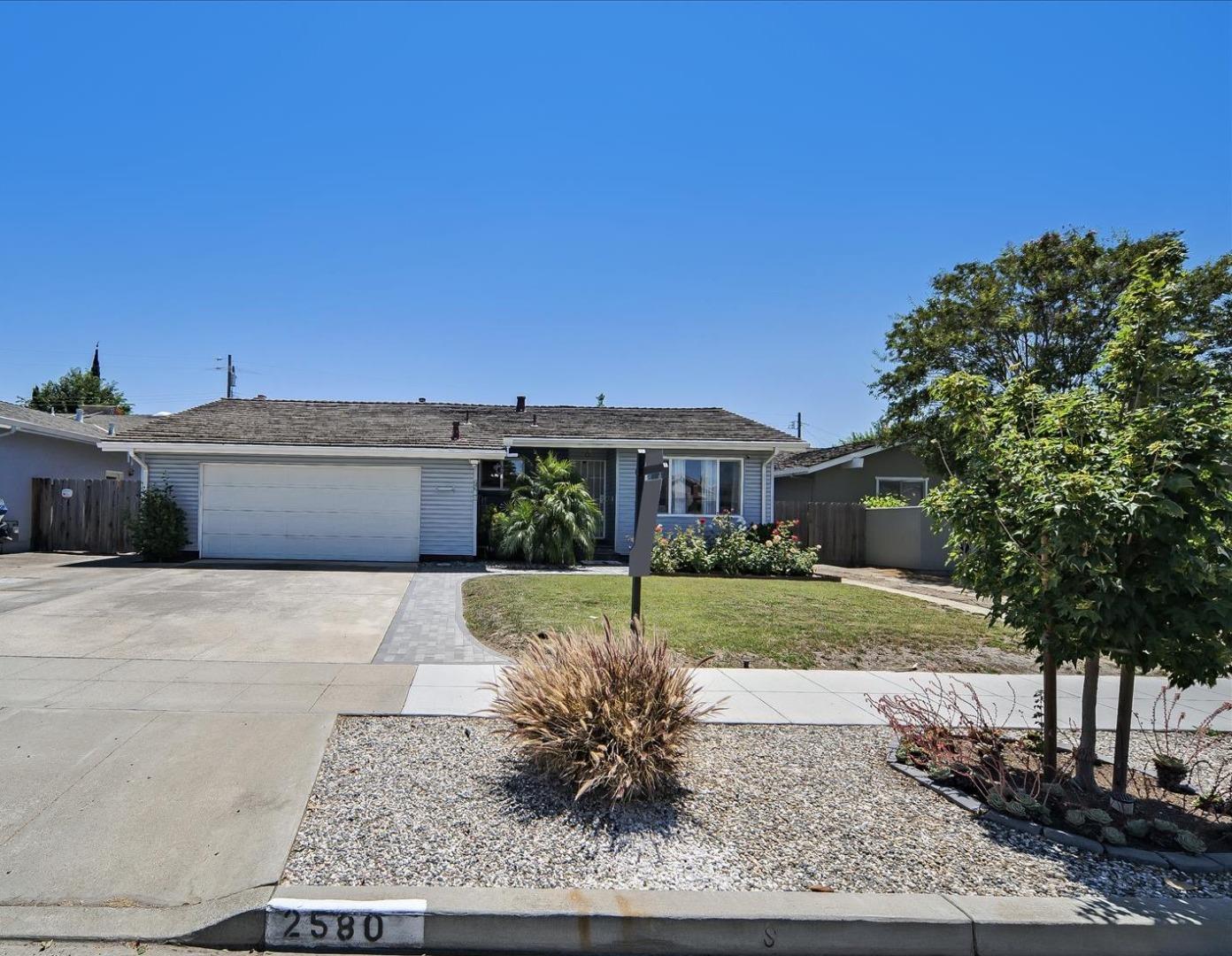 Detail Gallery Image 1 of 1 For 2580 Orinda Dr, San Jose,  CA 95121 - 4 Beds | 2 Baths