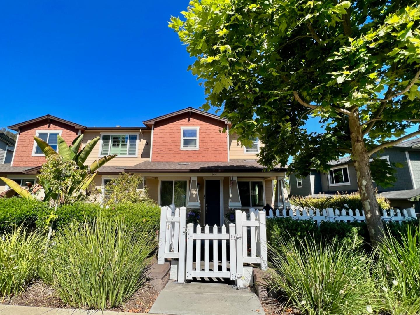 Detail Gallery Image 1 of 1 For 144 Atherton Loop, Aptos,  CA 95003 - 3 Beds | 2/1 Baths