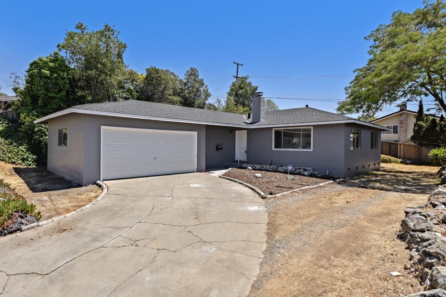 Detail Gallery Image 1 of 1 For 3572 Columbine Dr, San Jose,  CA 95127 - 2 Beds | 2 Baths