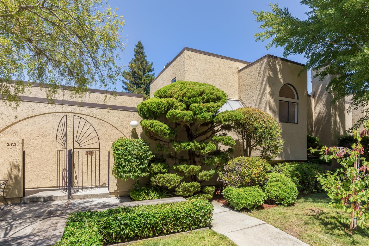 Detail Gallery Image 1 of 1 For 276 Montebello Ave, Mountain View,  CA 94043 - 2 Beds | 2 Baths