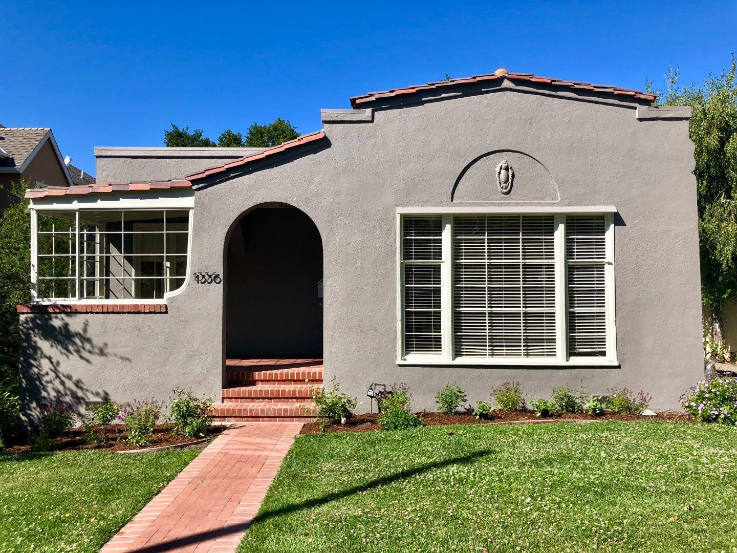 Detail Gallery Image 1 of 1 For 1336 Vancouver Ave, Burlingame,  CA 94010 - 2 Beds | 1 Baths